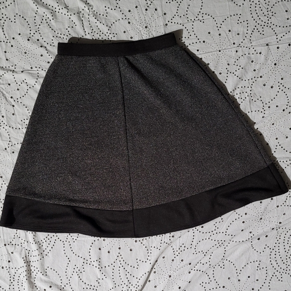 SOLD NOVELTY Y/D TWO TONE A-LINE SKIRT - Picture 6 of 6